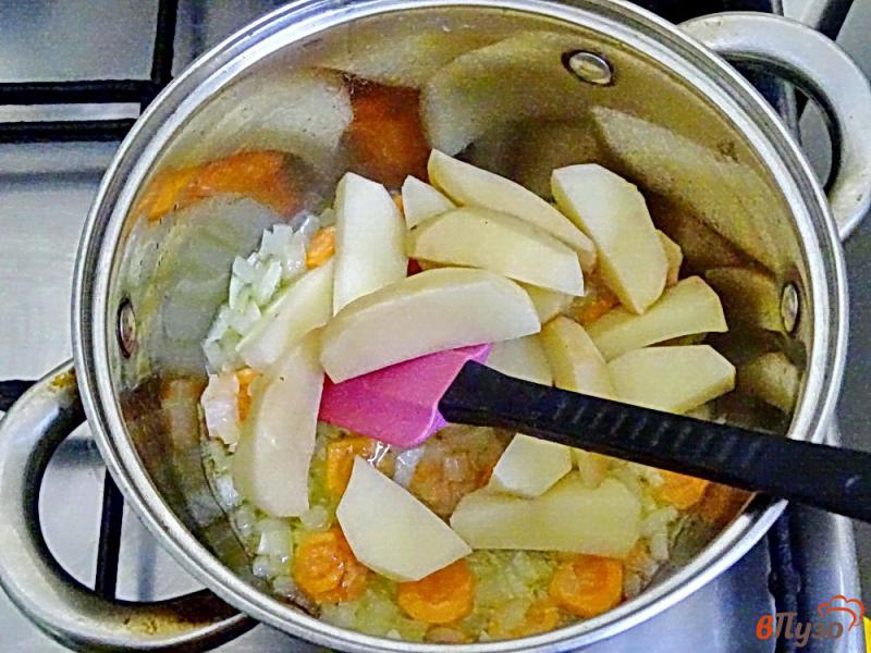 Фото приготовление рецепта: Суп пюре из квашеной капусты шаг №4