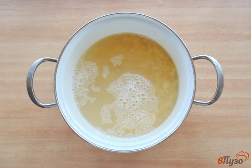 Фото приготовление рецепта: Гороховый суп со шпинатом шаг №2