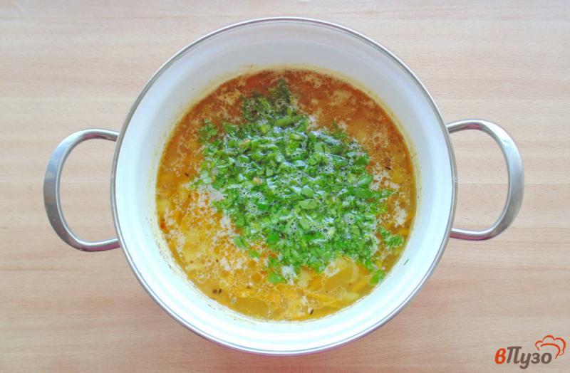 Фото приготовление рецепта: Гороховый суп со шпинатом шаг №6