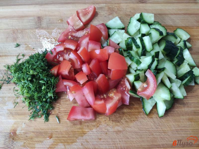 Фото приготовление рецепта: Овощной салат с зернистым творогом шаг №1