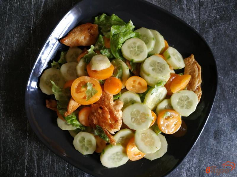 Фото приготовление рецепта: Салат с курицей и овощами шаг №6