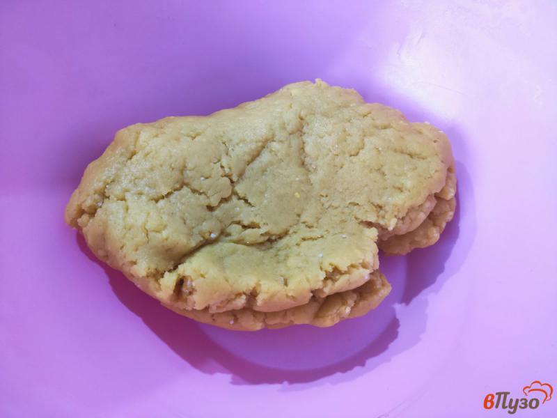 Фото приготовление рецепта: Песочное печенье на варёных желтках шаг №5