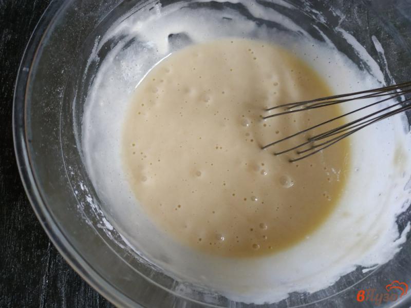 Фото приготовление рецепта: Персиковый пирог шаг №5