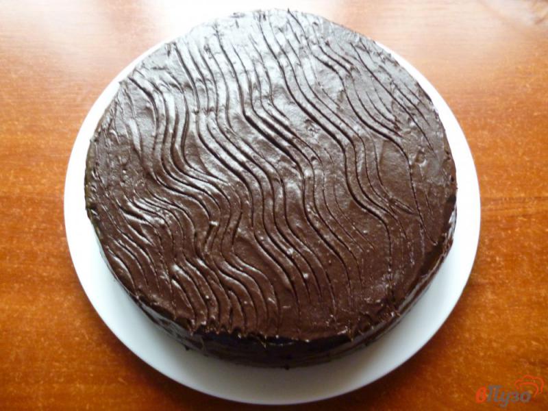 Фото приготовление рецепта: Шоколадный торт с заварным кремом шаг №12