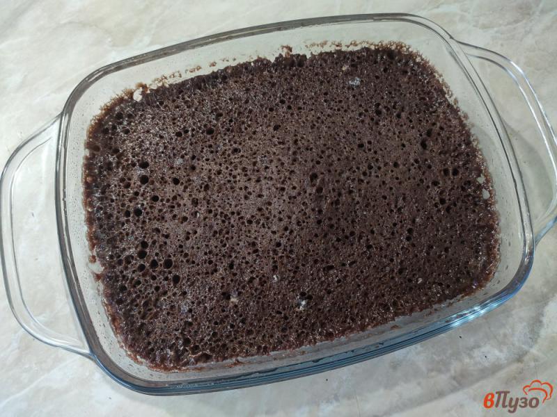 Фото приготовление рецепта: Десерт с заварным кремом и шоколадом шаг №6