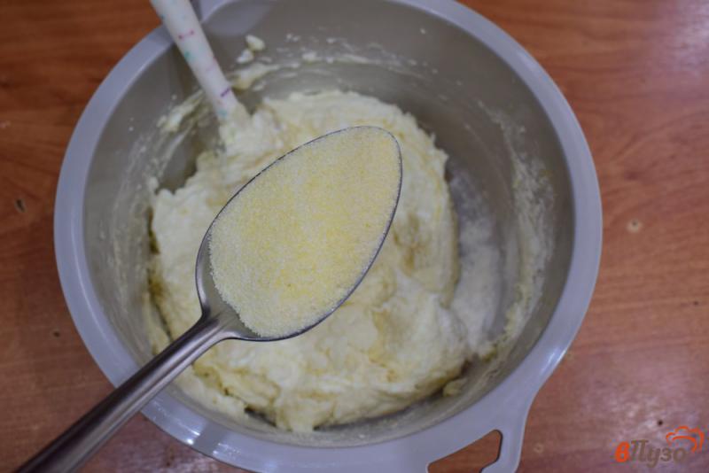 Фото приготовление рецепта: Сырники из творожного сыра шаг №3