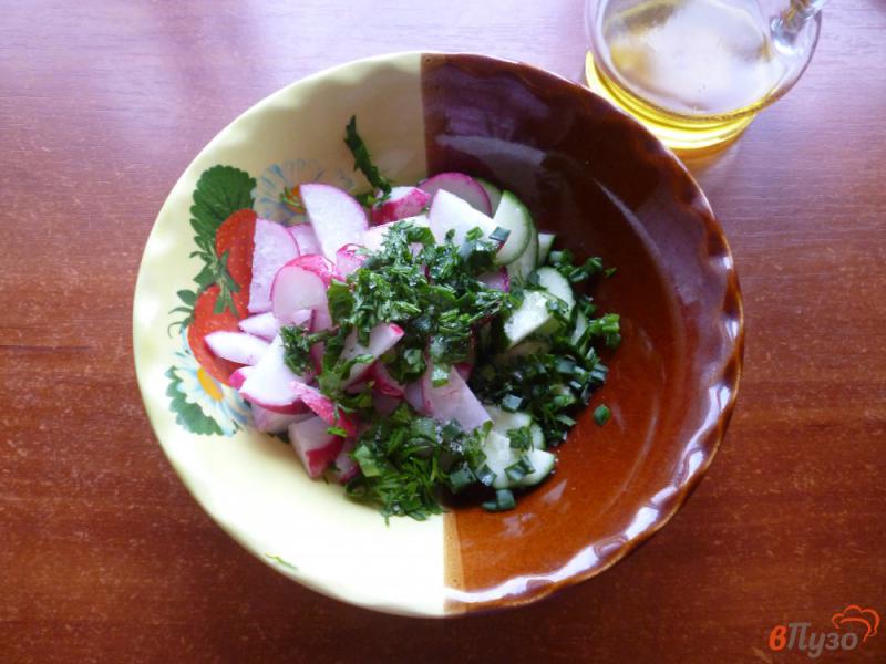 Фото приготовление рецепта: Овощной салат с сухариками шаг №6