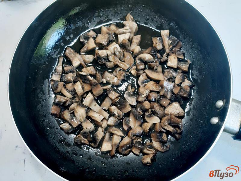 Фото приготовление рецепта: Рулеты из лаваша с грибами шаг №1