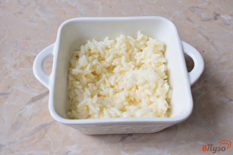 Фото приготовление рецепта: Рисовая запеканка с фаршем шаг №5