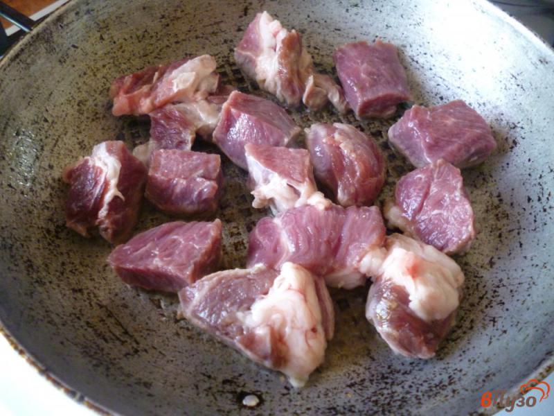 Фото приготовление рецепта: Рис со свининой шаг №2