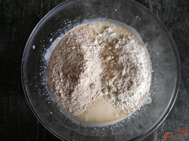Фото приготовление рецепта: Пирог с яблоками и фундуком шаг №5