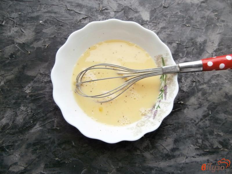 Фото приготовление рецепта: Омлет с кабачками шаг №3