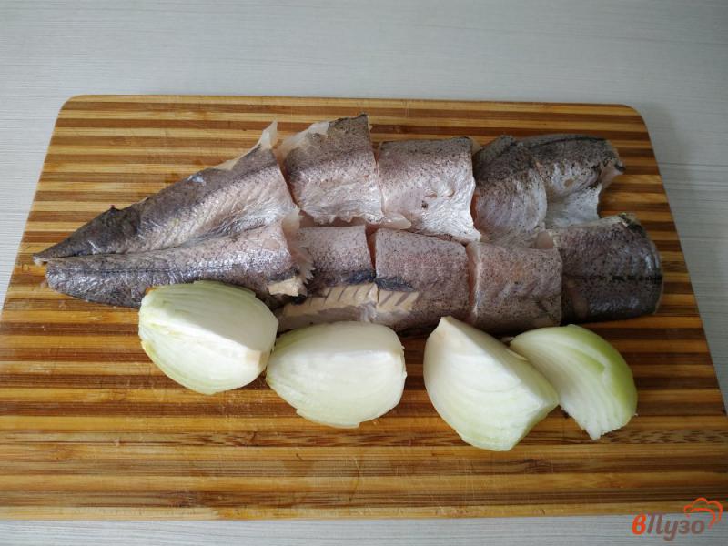 Фото приготовление рецепта: Рыбные котлеты с плавленым сыром шаг №1