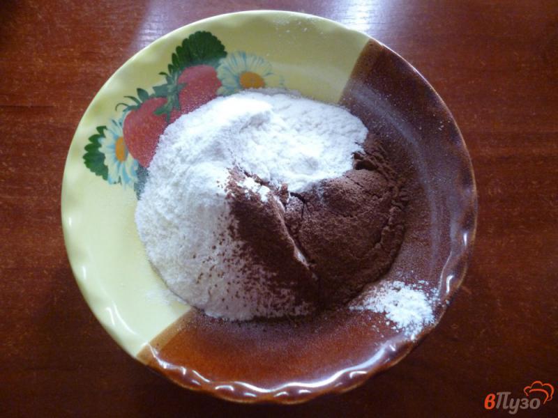Фото приготовление рецепта: Шоколадно-кофейный бисквит шаг №4