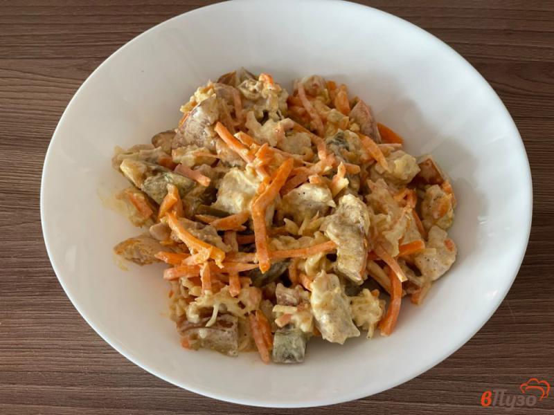 Фото приготовление рецепта: Салат с курицей и морковью по-корейски шаг №5