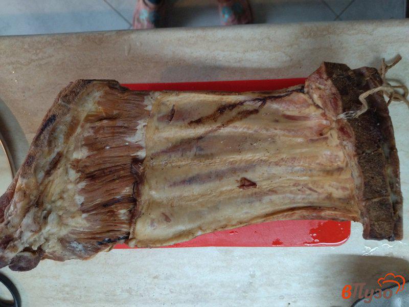 Фото приготовление рецепта: Похлебка из желтой чечевицы с говядиной и копчёными рёбрышками шаг №6