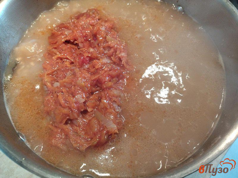 Фото приготовление рецепта: Похлебка из желтой чечевицы с говядиной и копчёными рёбрышками шаг №8