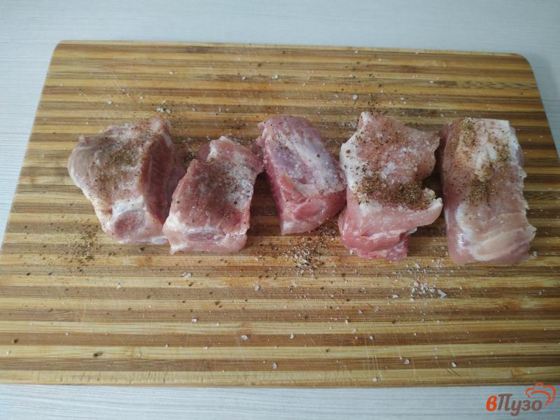Фото приготовление рецепта: Овощное рагу со свиными рёбрышками шаг №1
