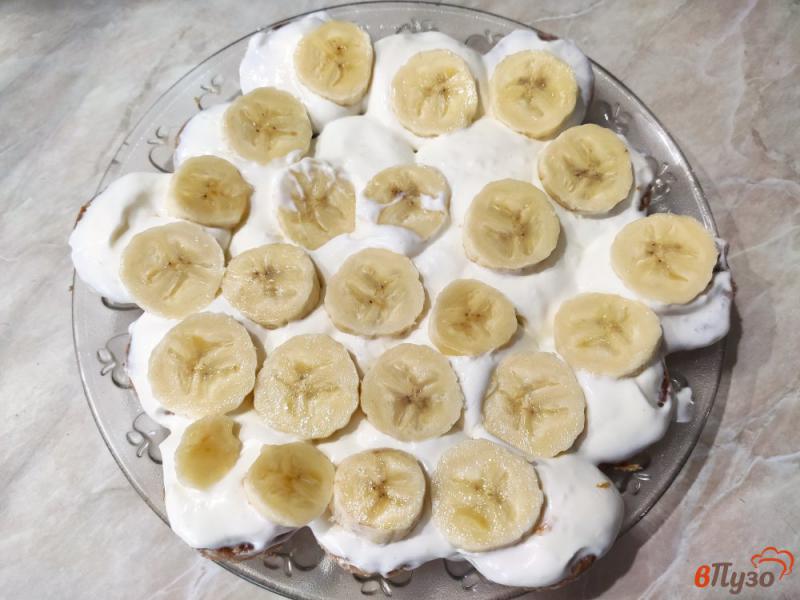 Фото приготовление рецепта: Торт из пряников с бананом шаг №4