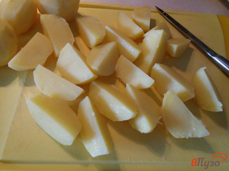 Фото приготовление рецепта: Запеченный картофель по-деревенски с укропом шаг №2