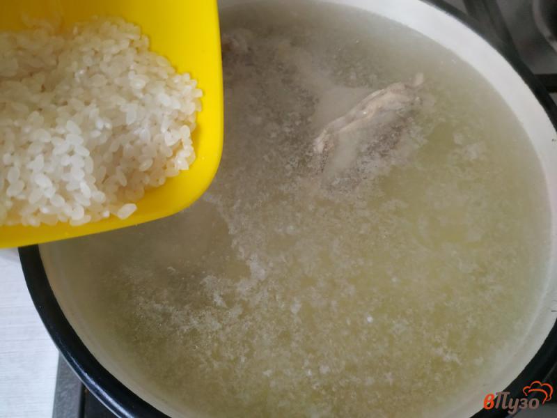 Фото приготовление рецепта: Рисовый суп с крольчатиной шаг №3