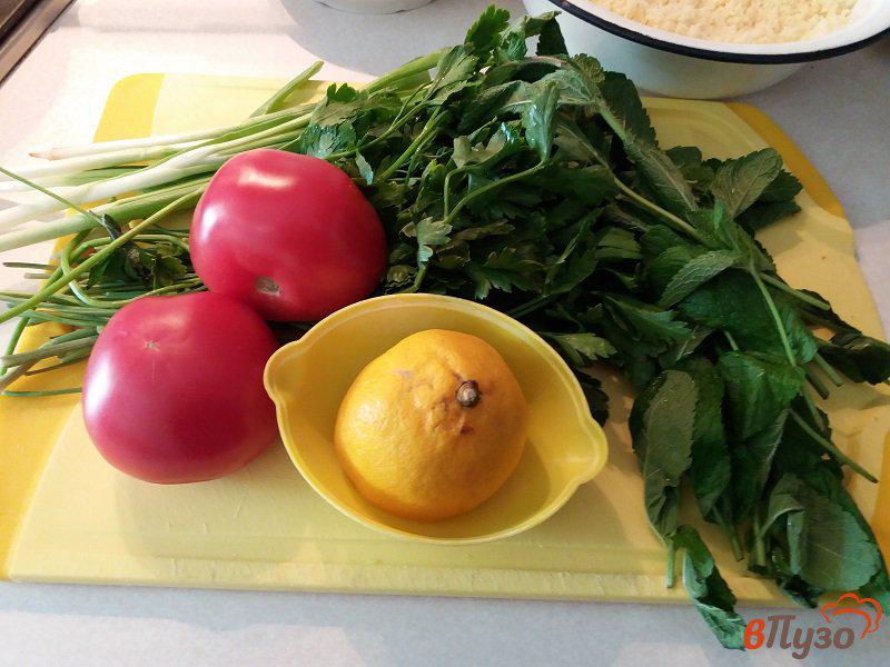 Фото приготовление рецепта: Салат табуле с креветками шаг №7