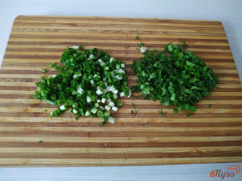 Фото приготовление рецепта: Овсяные котлеты с зеленью укропа и зелёным луком шаг №3