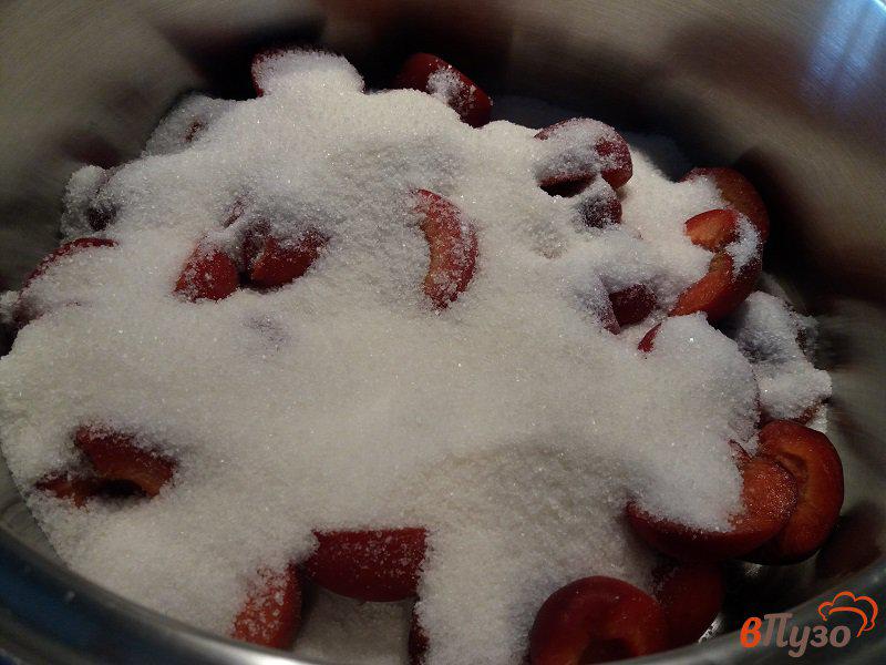 Фото приготовление рецепта: Варенье из половинок красных абрикос шаг №3