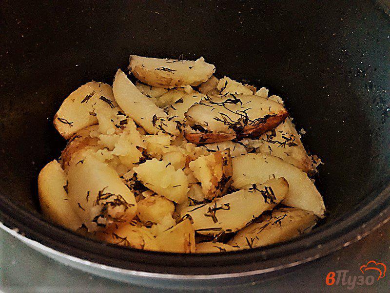 Фото приготовление рецепта: Запеченный молодой картофель в мультиварке шаг №4
