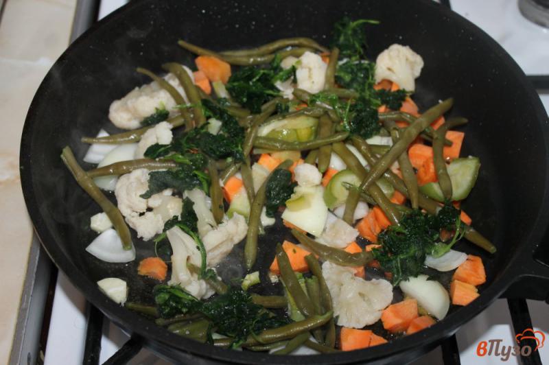 Фото приготовление рецепта: Картофельное рагу с мясом и спаржевой фасолью шаг №3