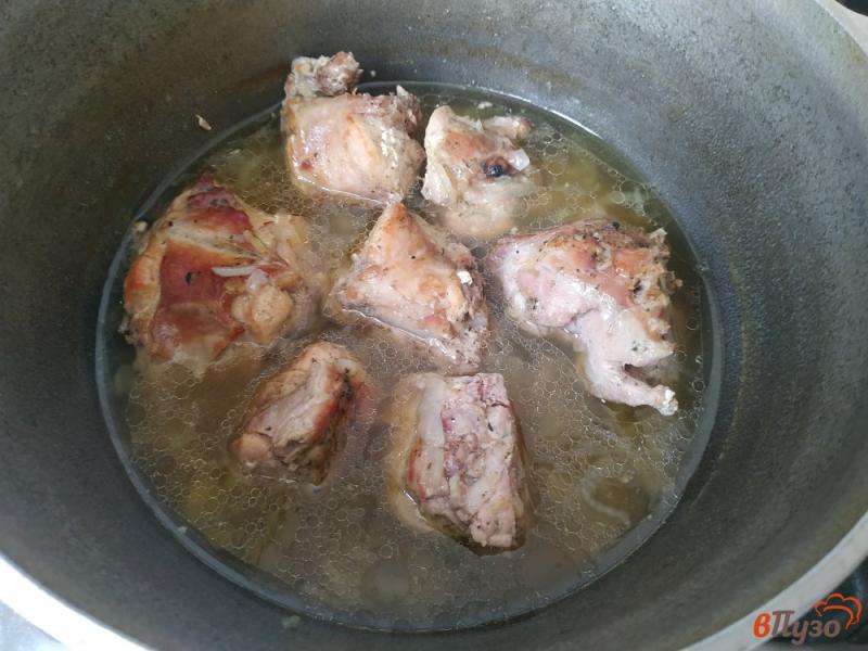Фото приготовление рецепта: Тушеное мясо кролика шаг №6