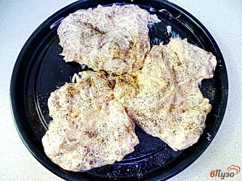 Фото приготовление рецепта: Филе куриных бёдер запеченные шаг №5