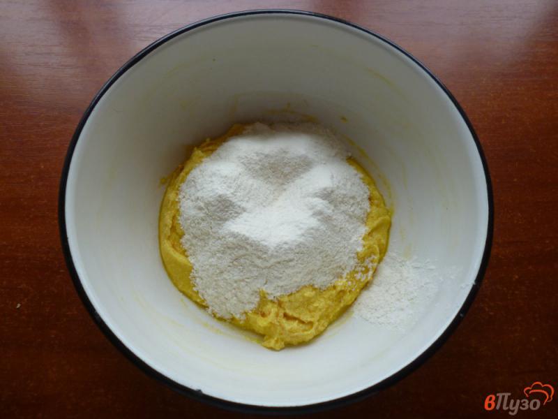 Фото приготовление рецепта: Печенье на манной крупе шаг №4