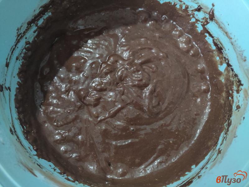Фото приготовление рецепта: Шоколадные вафли на кефире с семолиной шаг №4