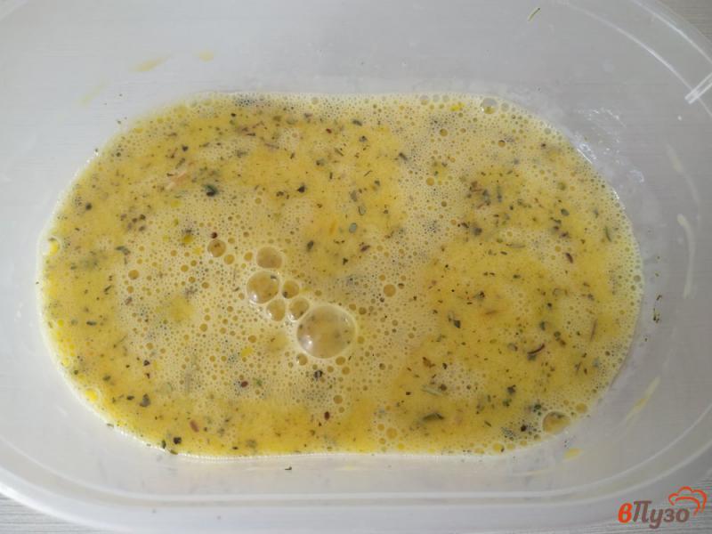 Фото приготовление рецепта: Омлет из индюшиных яиц и прованскими травами на пару шаг №5