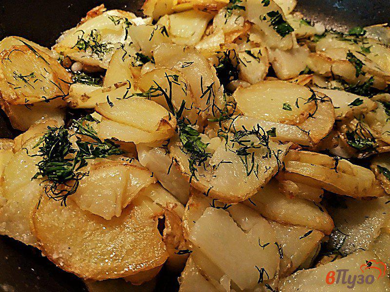 Фото приготовление рецепта: Молодой жаренный картофель шаг №7