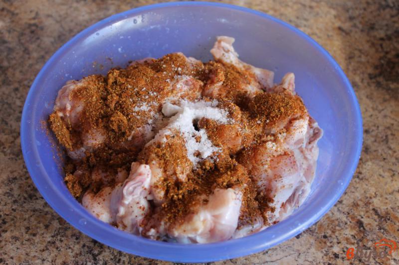 Фото приготовление рецепта: Куриные плечи гриль в соусе Терияки шаг №2