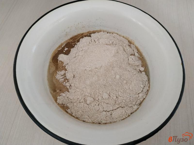 Фото приготовление рецепта: Пшенично-ржаной хлеб шаг №3