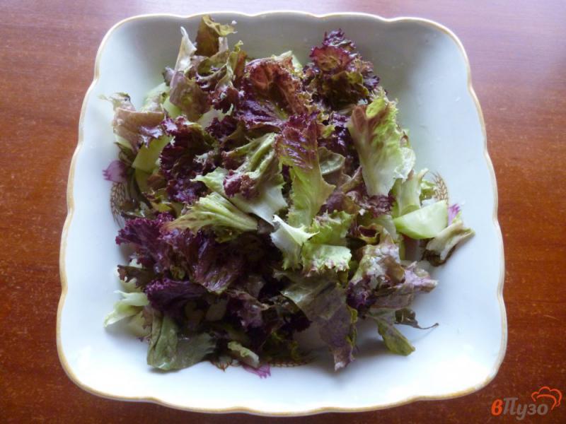Фото приготовление рецепта: Овощной салат с жареным куриным филе шаг №6