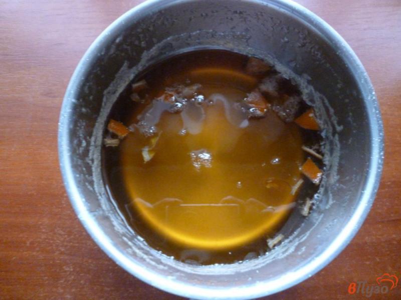 Фото приготовление рецепта: Мед из цветов бузины шаг №6
