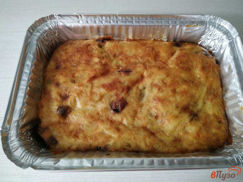 Фото приготовление рецепта: Картофельная запеканка с кровяной колбасой шаг №11
