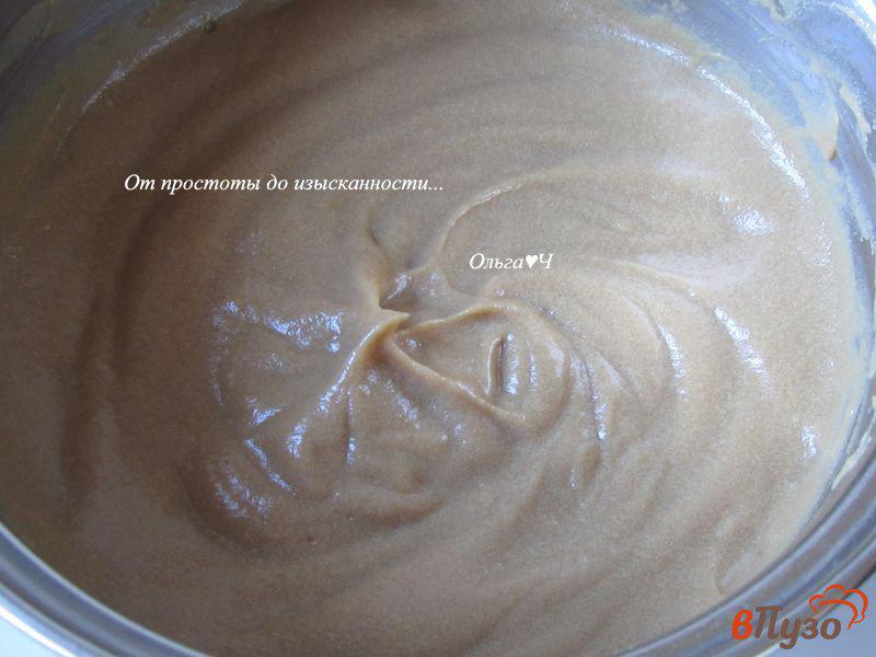 Фото приготовление рецепта: Цельнозерновой торт-эклер с мусковадо шаг №3