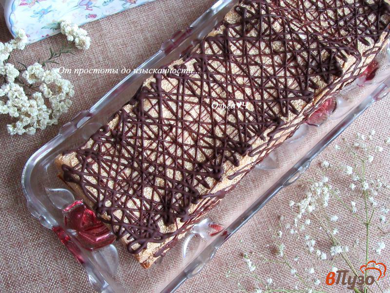 Фото приготовление рецепта: Цельнозерновой торт-эклер с мусковадо шаг №13