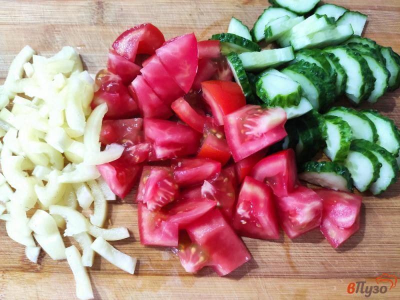 Фото приготовление рецепта: Овощной салат со сметаной шаг №1