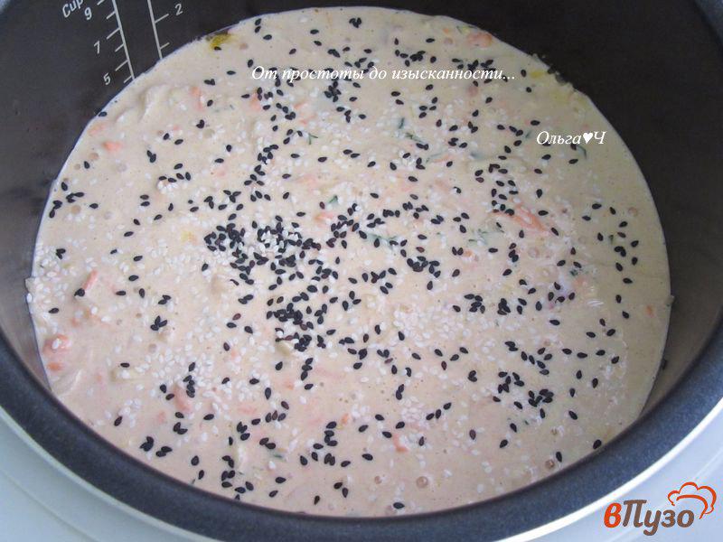 Фото приготовление рецепта: Капустный заливной пирог в мультиварке шаг №7