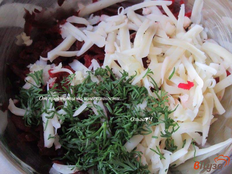 Фото приготовление рецепта: Свекольный салат с сыром шаг №1