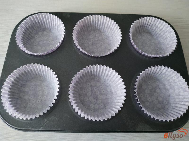 Фото приготовление рецепта: Кексы ванильные на йогурте шаг №6
