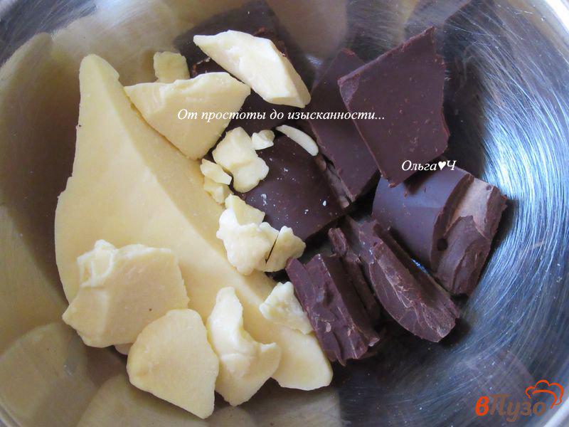 Фото приготовление рецепта: Шоколад с арахисовой пастой и перцем чили шаг №1