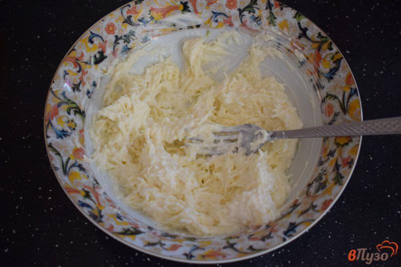 Фото приготовление рецепта: Кабачки с сыром и помидорами шаг №2
