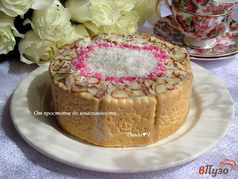 Фото приготовление рецепта: Вертикальный торт из печенья шаг №7